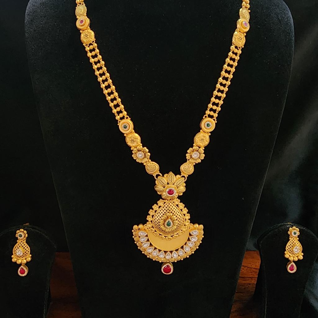 916 Gold Met Finishing Antique Work Long Set