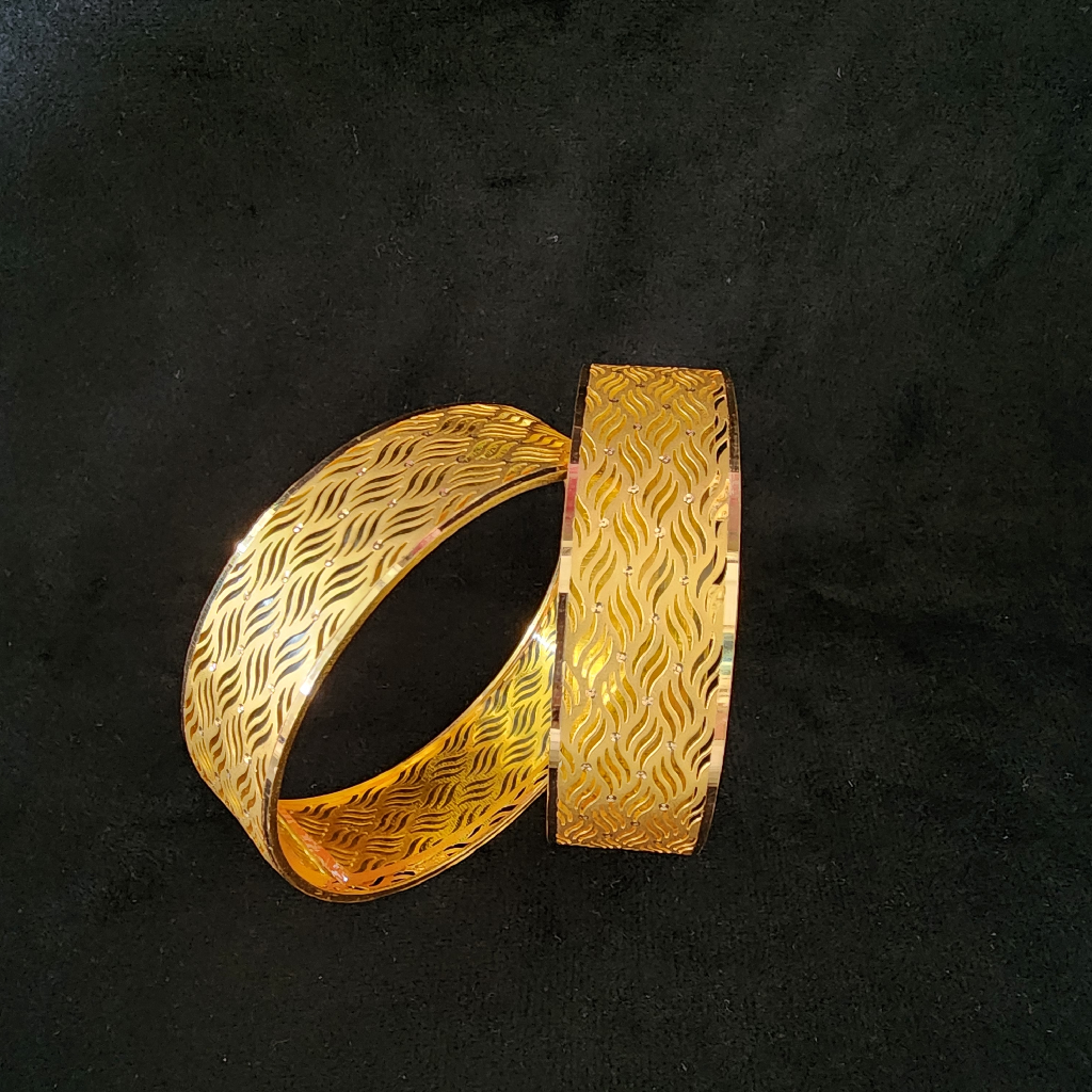 916 Gold Fancy Unique Bangle