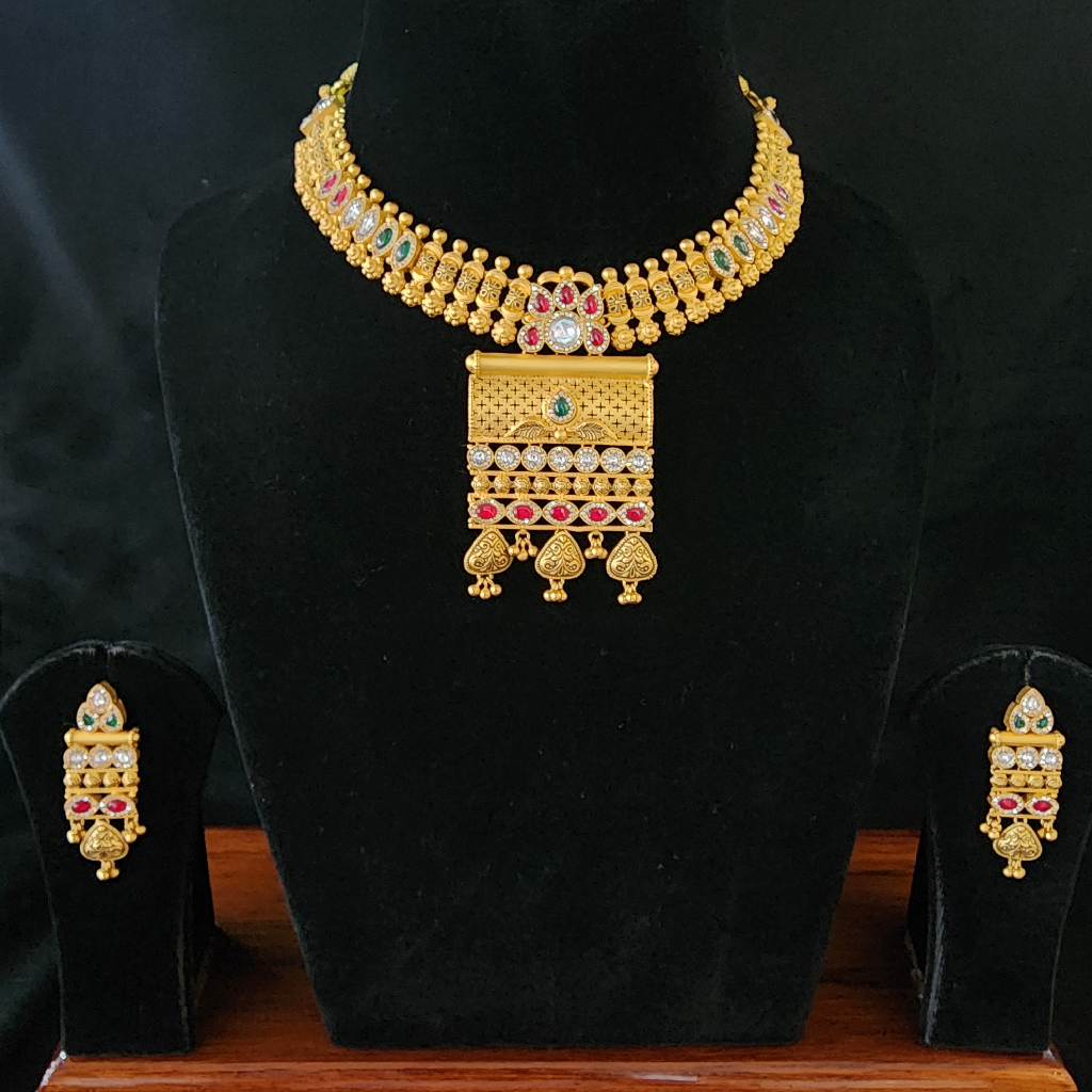 916 Gold Antique Swory Jadtar Short Set