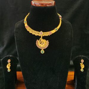 9l6 Gold Fancy Unique Antique Jadtar Short Set