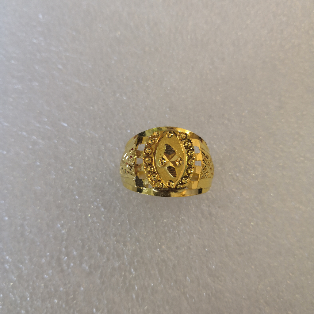 916 gold fancy Gents ring