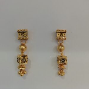 916 gold Delicate  oxidized butty latkan