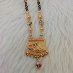 916 gold fancy antique short mangalsutra