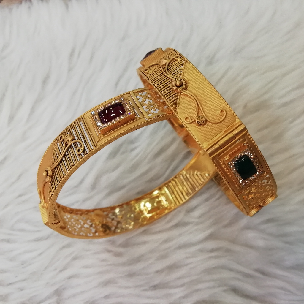916 gold fancy antique Bangles