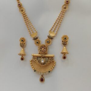916 gold fancy sawaroxy zinkoriya diamond and antique long set