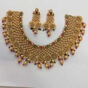 916 gold fancy antique short set