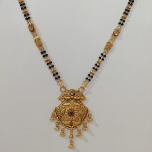 916 gold fancy antique kalkati short mangalsutra