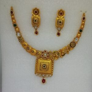 916 gold fancy antique jadtar short set