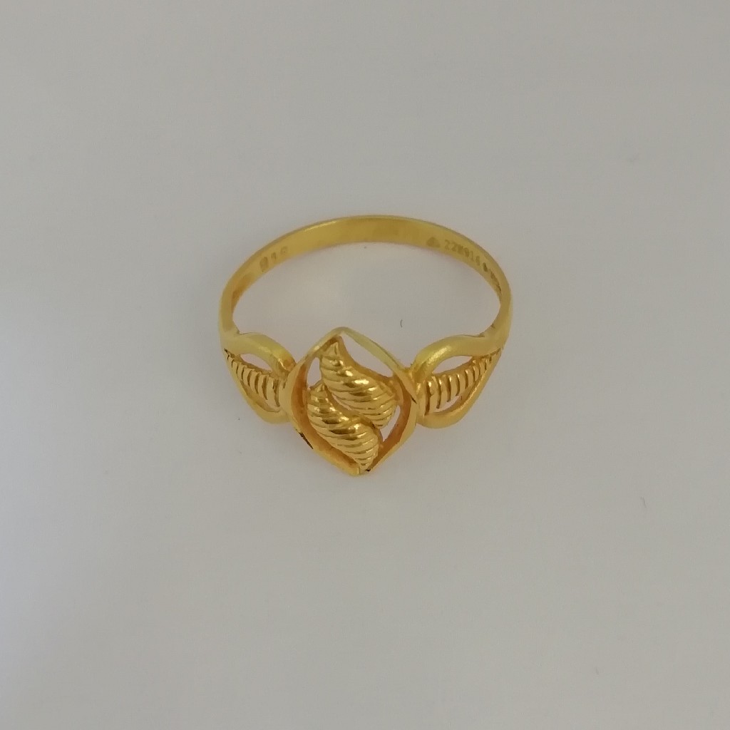 916 gold fancy ladies ring