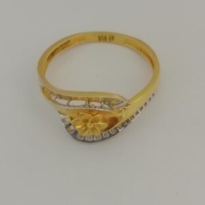 916 gold fancy flower design ladies ring