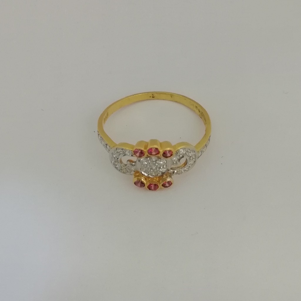 916 gold fancy pink colour stone ladies ring