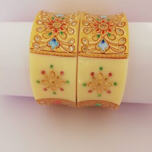 916 gold fancy rajvadi Chudi chip