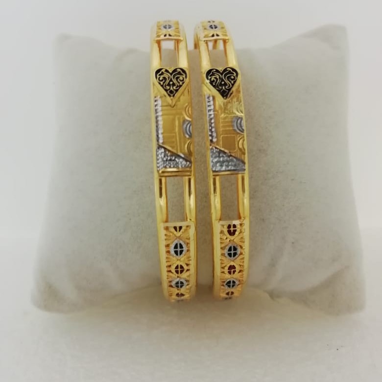 916 gold fancy heart shape black oxidize & rodium copper kadli