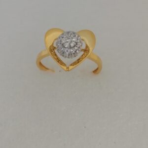 916 gold heart shape ladies ring