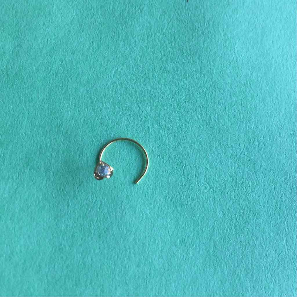 Fancy Gold Ladies Heart Shaped Nosepin (Nath)