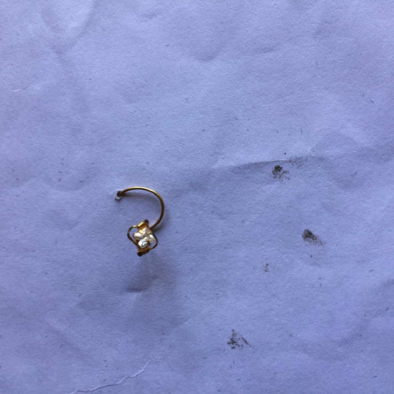 18K / 750 Handmade Gold Nosepin