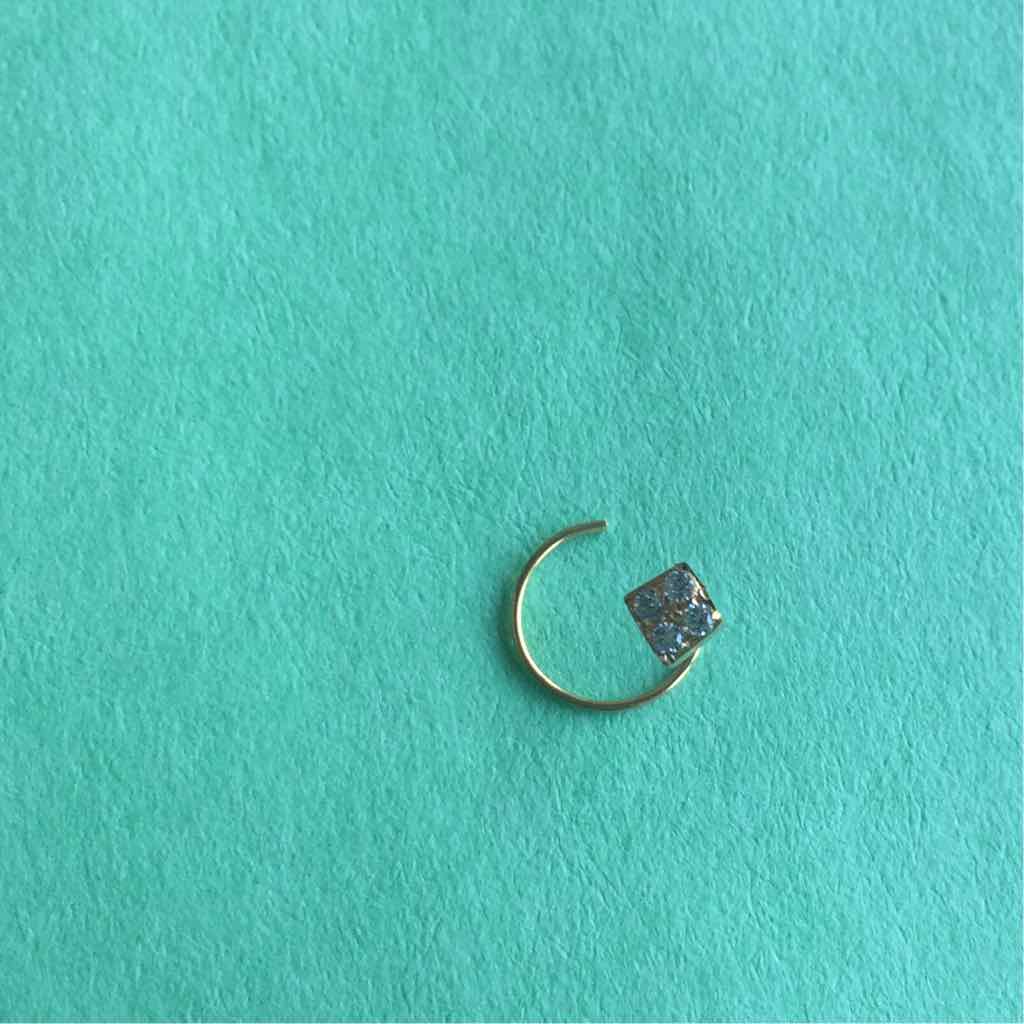 18K / 750 Gold Ladies Nosepin (Nath)