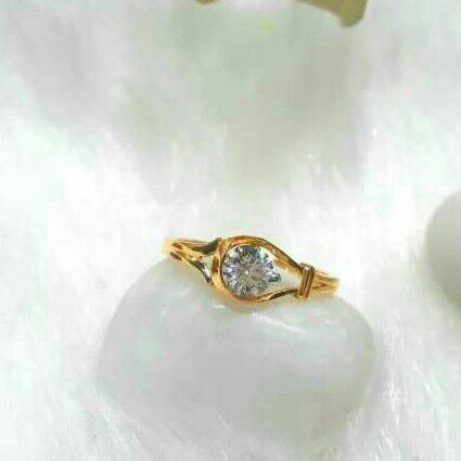 Gold Filigree Solitaire Ladies Rings