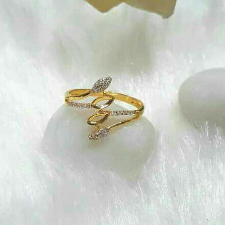 22Kt Gold CZ Ladies Ring