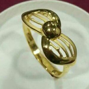 916 Gold Antique Style Ladies Ring
