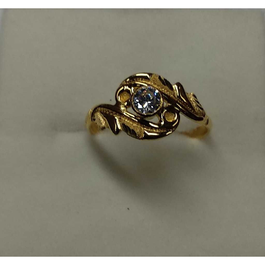 916 Gold Fancy Italian Stone Ring