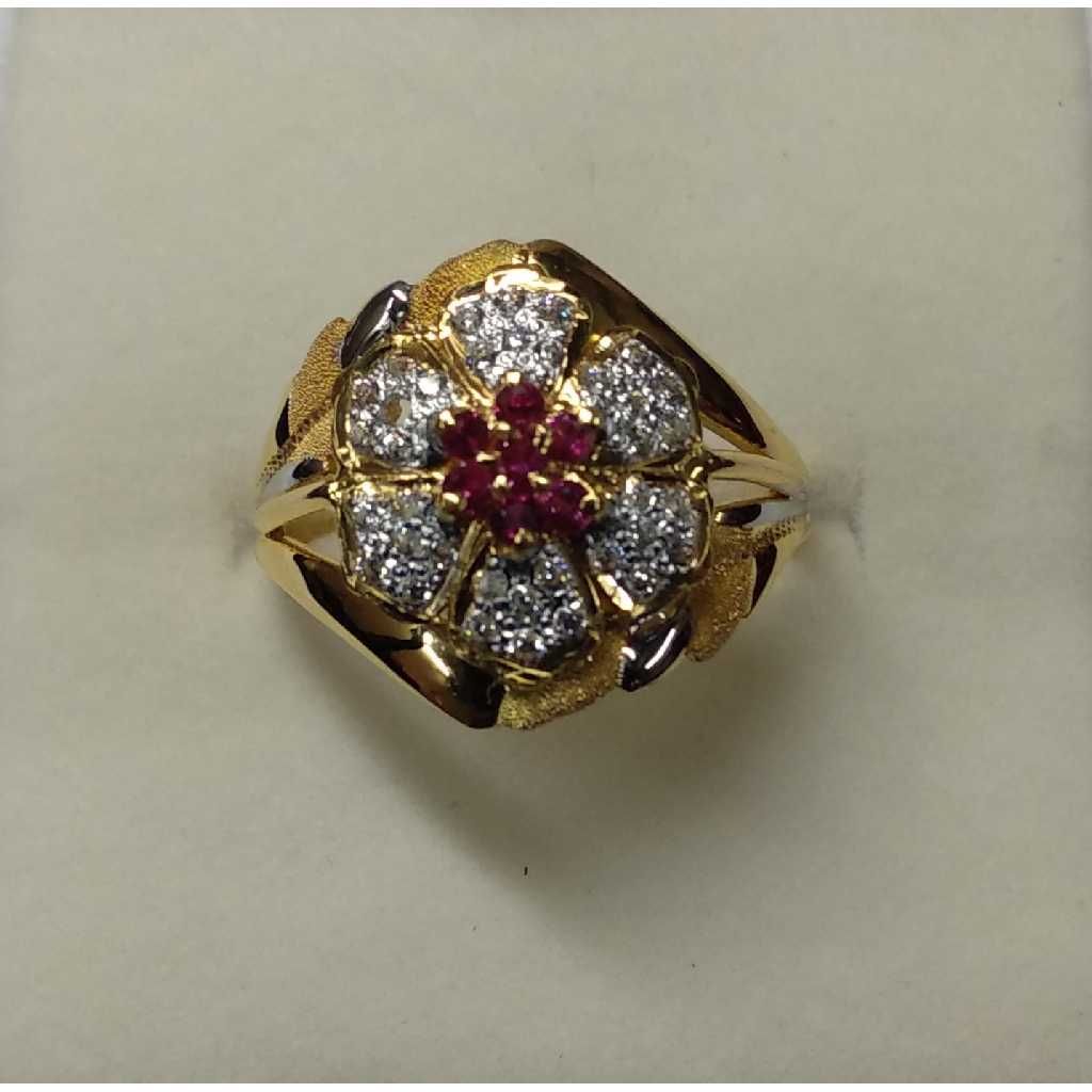 916 Gold Flower CZ Stone Italian Ring