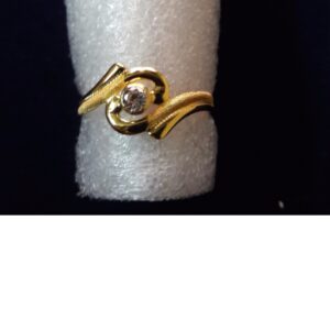 22kt gold Ladies Designing cz Diamond ring
