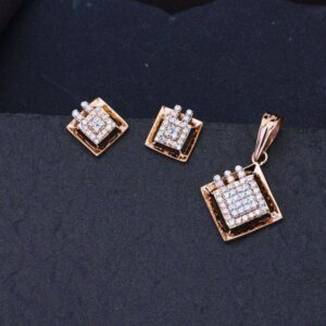 18kt Rose Gold Classic Disign Pendants Earring Set