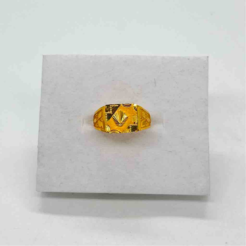 916 Gold Modern Design Ring