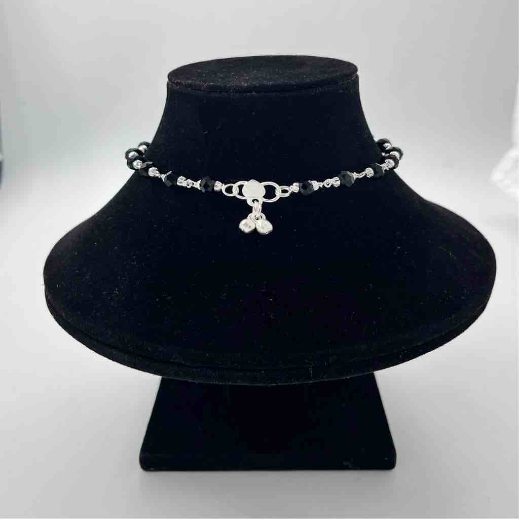Silver Fancy Shalang  Black Manka Design Payal