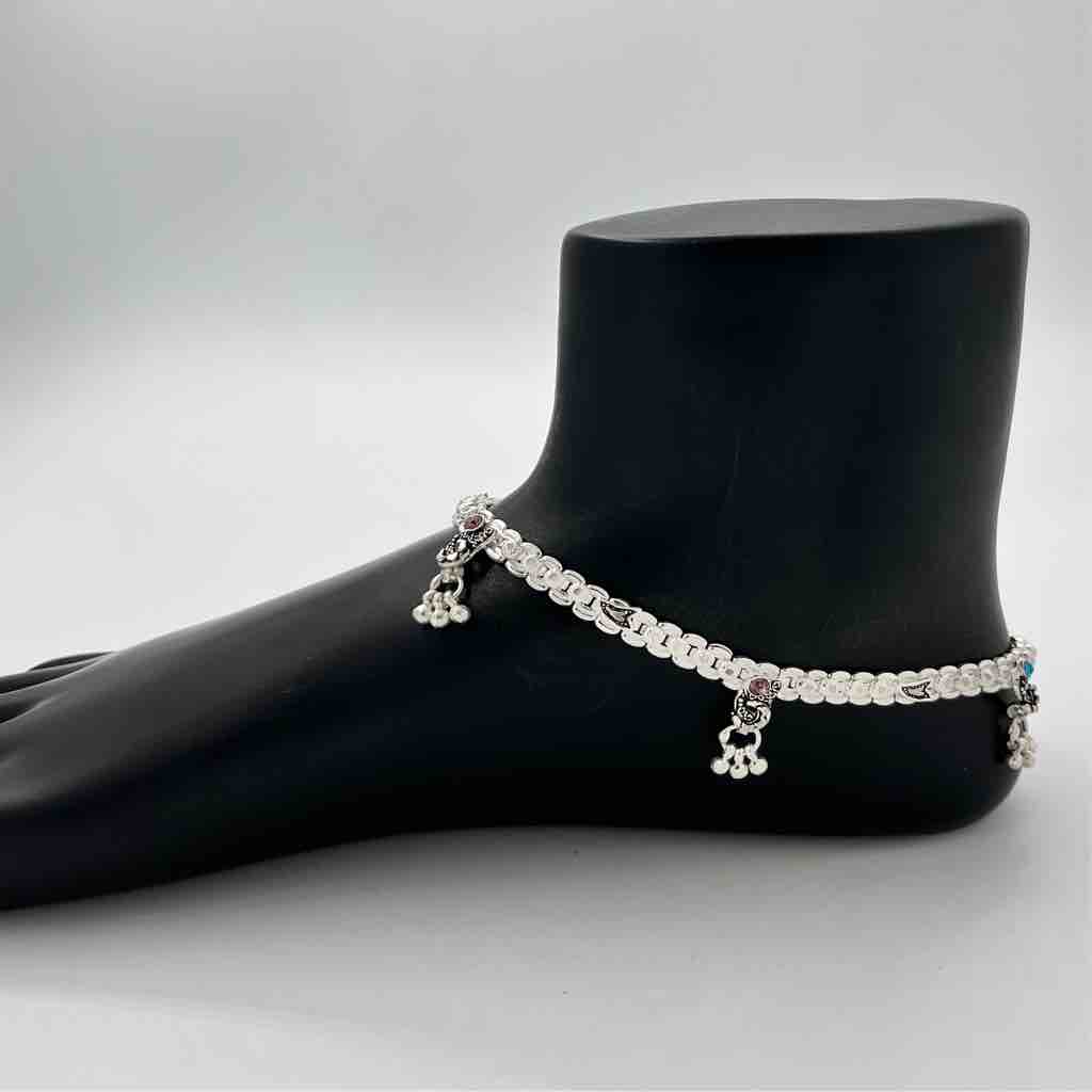 Silver fancy broch payal New Design