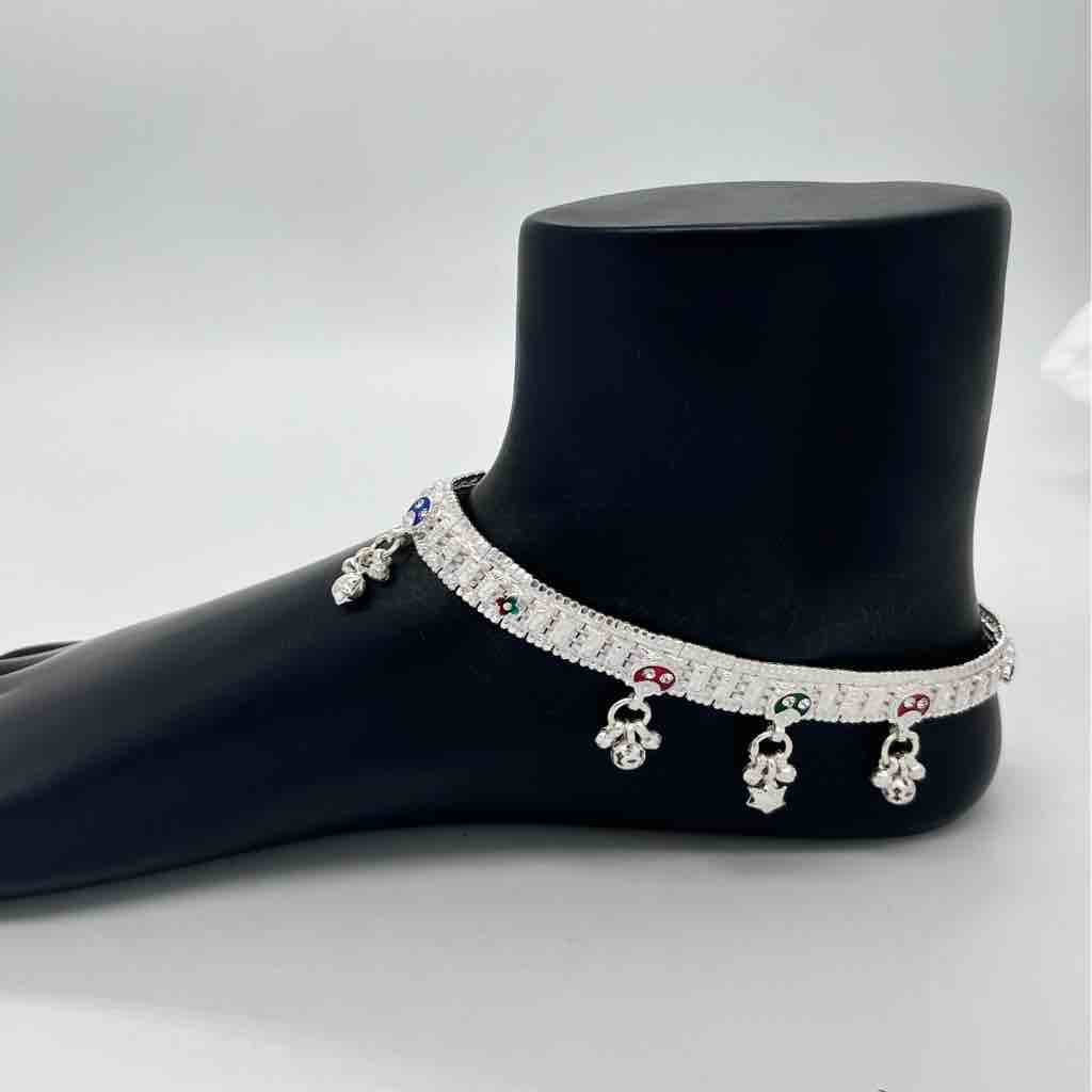 Silver Kismat Fancy Simple Gugri Design Payal