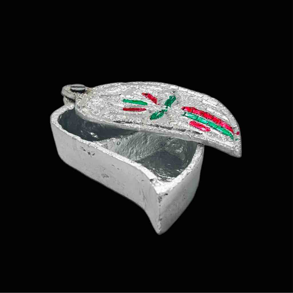 Silver Plated Sindur Dabi Pan Design