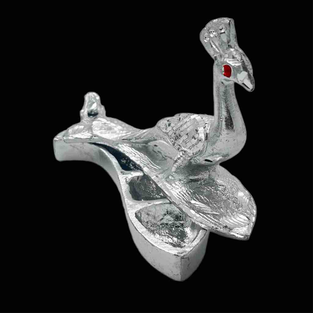 Silver pleted sindur dabi peacock design idol