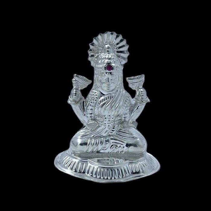 Silver design in laxmi ji (??????? ??) idol