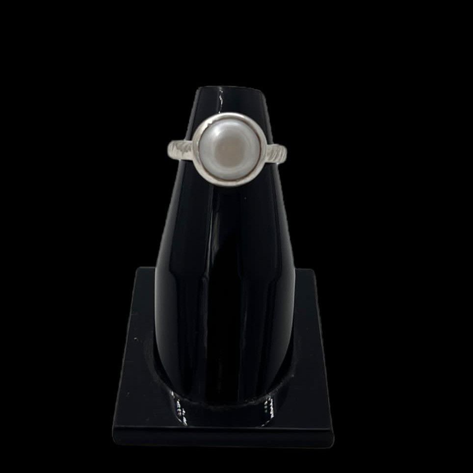 Silver Ring In Pearl Nang (???? ?????)
