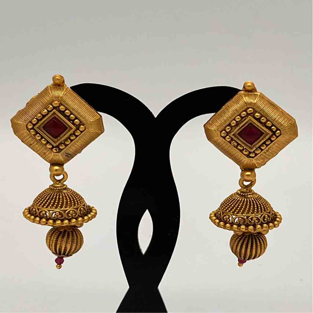 1 Gram Gold Plated In Fancy Short Necklace