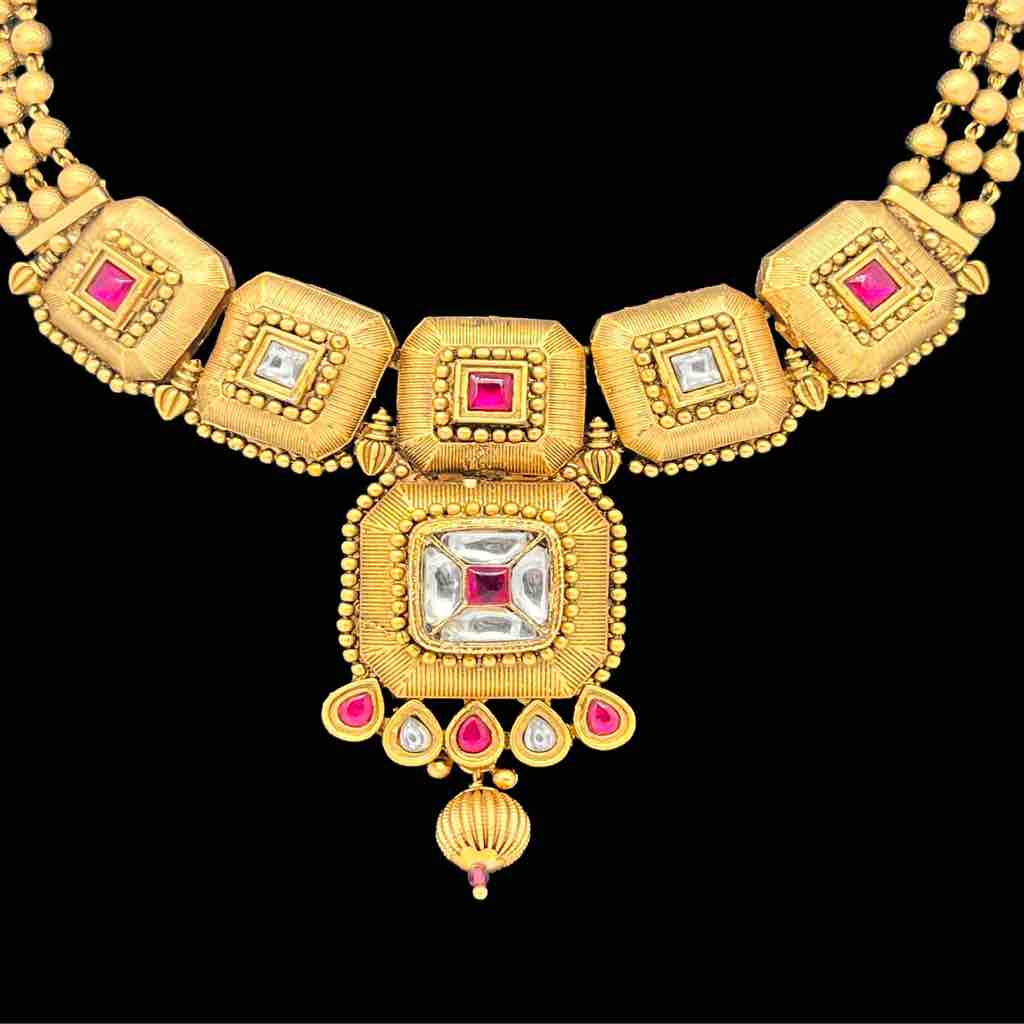 1 Gram Gold Plated In Fancy Short Necklace