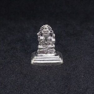 Silver casting ganpati murti Deluxe