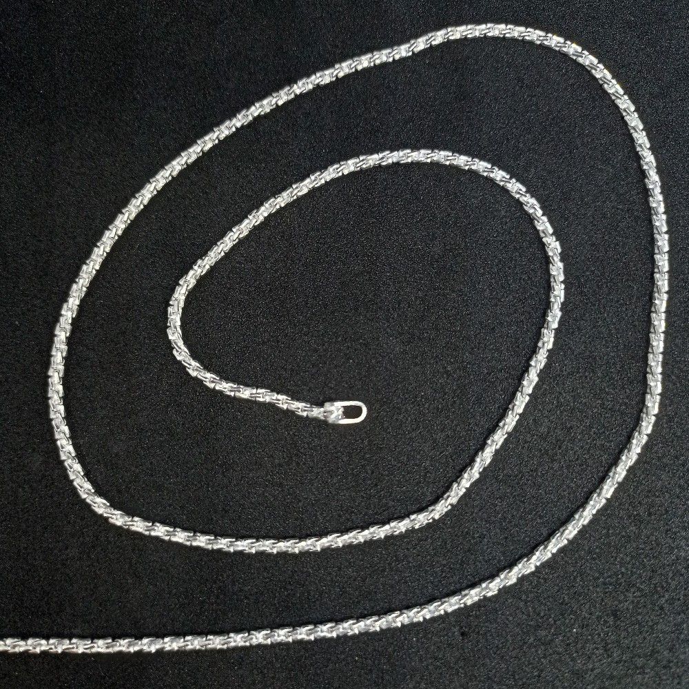 Silver Fancy Chain Box Fancy Design