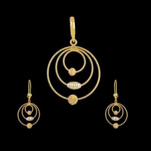Gold 22c Hallmark Pendent Set