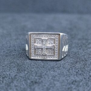 Square design ring