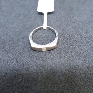 Single Diamond ring