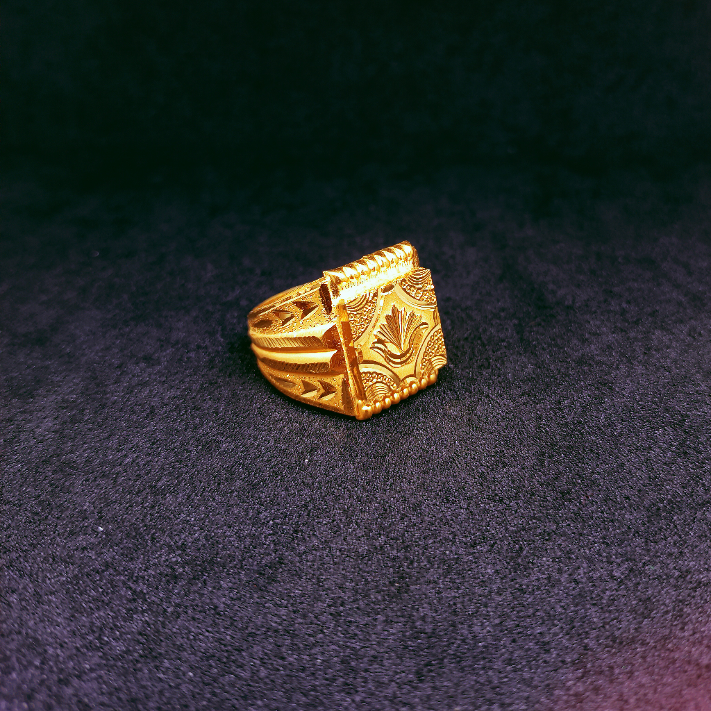 916 Gold daily wear gents ring