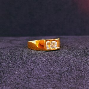 22k gold Square stone ring