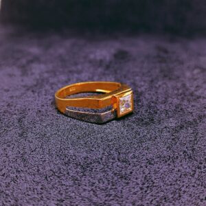 916 gold Square dimaond stone ring