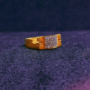 916 Gold cz design ring
