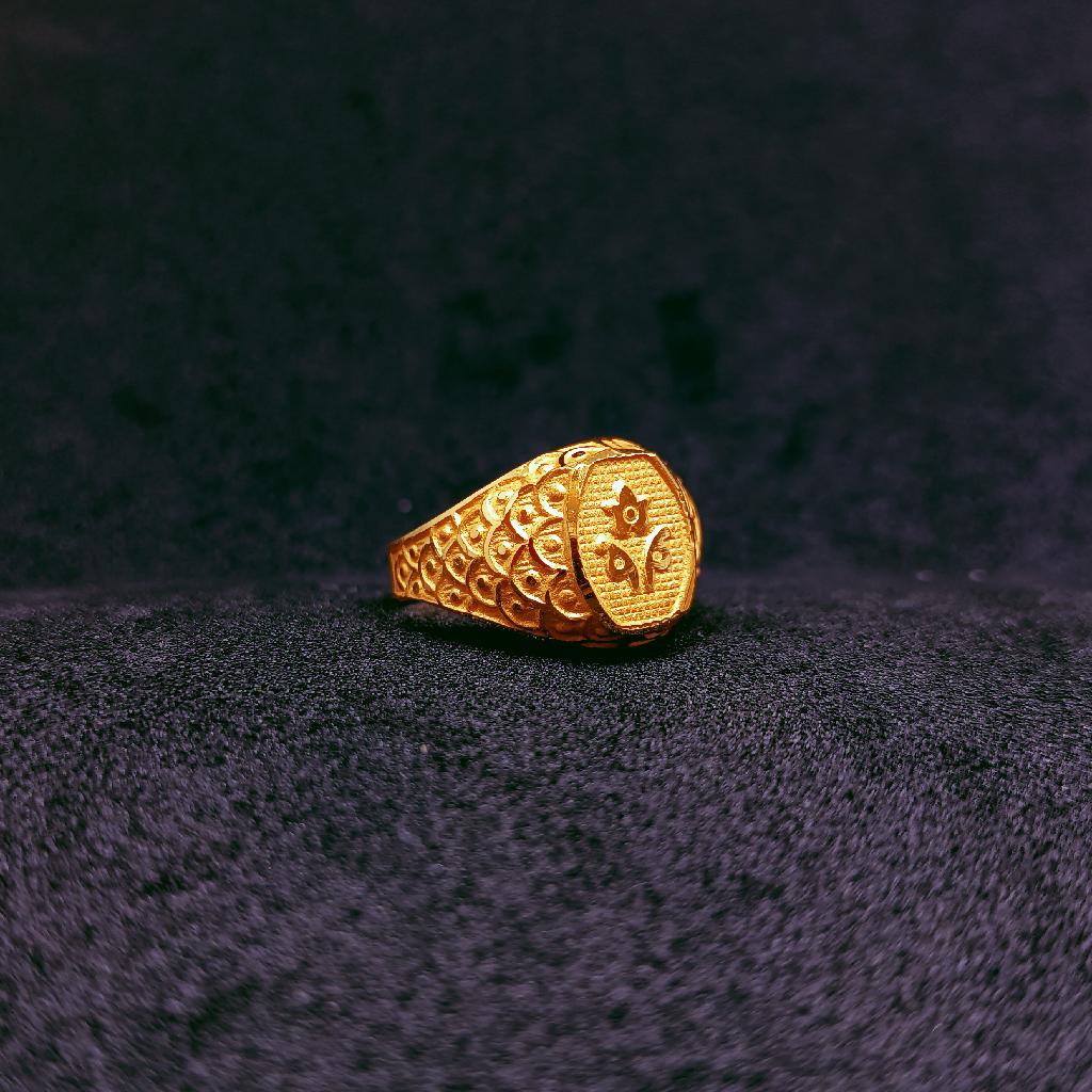22k Gold fency flower design ring