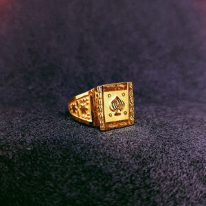 22k gold with king icon ring