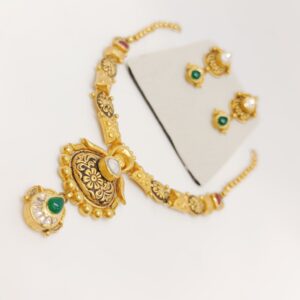 916 gold antique with kundan Necklace set